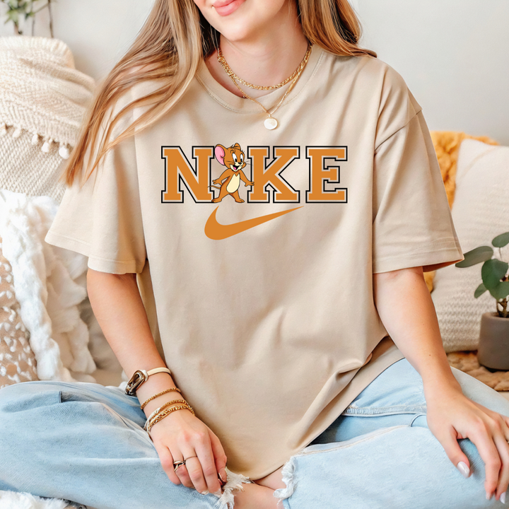 Nike v3, T-shirt